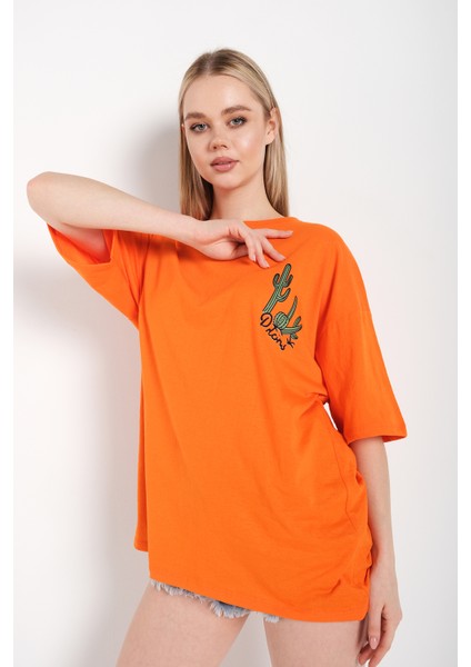 Kadın Oversize Kaktüs Baskılı T-Shirt Tişört