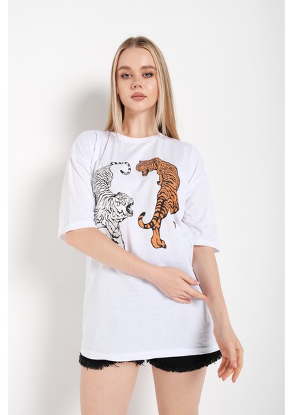 Kadın Kaplan Baskı Oversize T-Shirt fiyatları