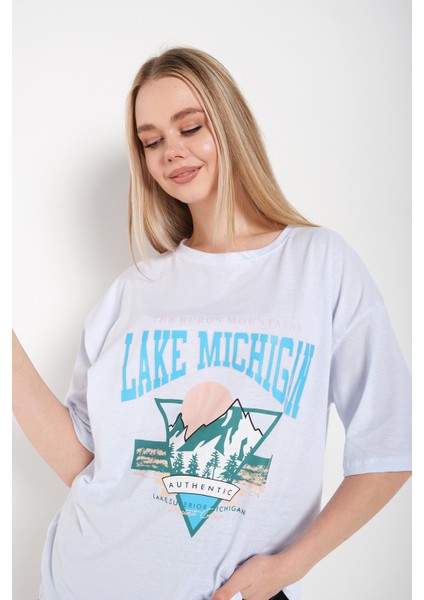 Kadın Lake Mıchıgan Baskılı Oversize Tişört fırsatları