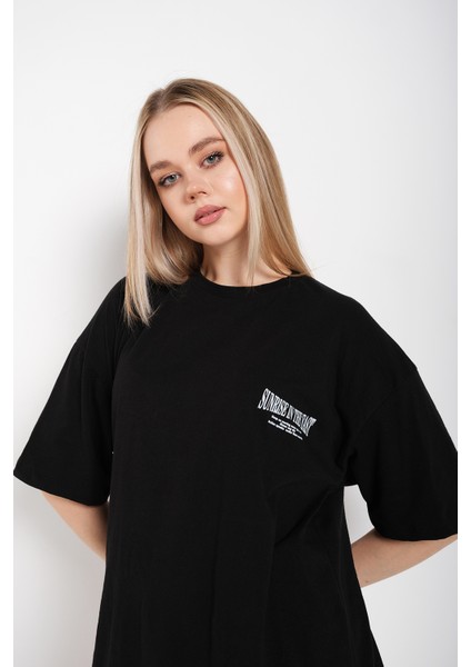 Kadın Japanese Sırt Baskılı T-Shirt indirimleri