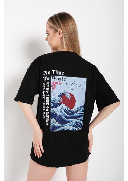 Kadın Japanese Sırt Baskılı T-Shirt