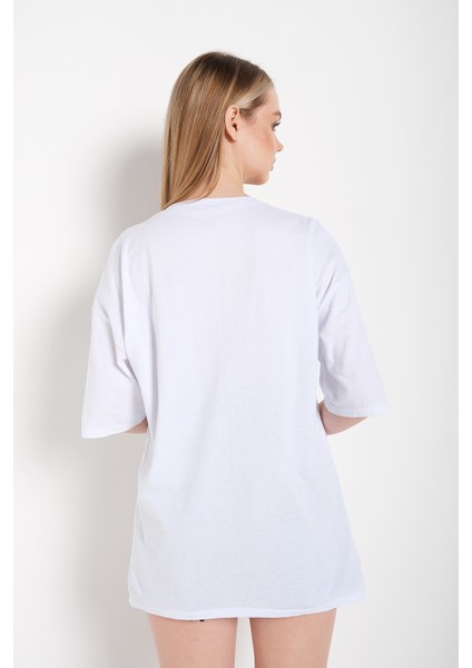 Kadın Urban Baskılı T-Shir indirimleri