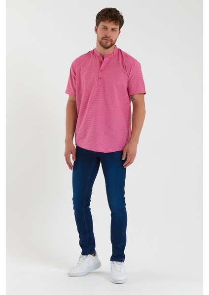 Erkek Koyu Hakim Yaka Yarım Patlı Ekoseli Kısa Kollu Slim Fit Gömlek Sg-K 21Y-4300602-1 modelleri