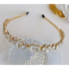 Queen Aksesuar Trend Iri Lüks Beyaz  Kristal Sıra Taşlı Metal Gold Taç