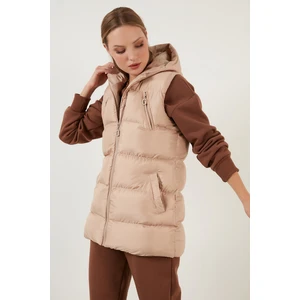 Kapüşonlu Cepli Regular Fit Şişme Yelek Bayan Yelek 64789677