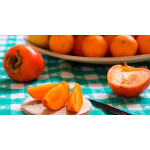 Tunç Botanik Hachiya Trabzon Hurması Fidanı ( Cennet Meyvesi) 3 Yaş Tüplü ve A