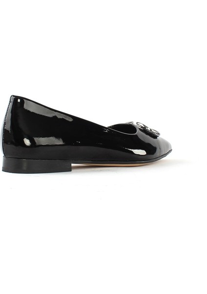 Kadın Siyah Tokalı Sivri Burun Rugan Deri Babet fırsatları