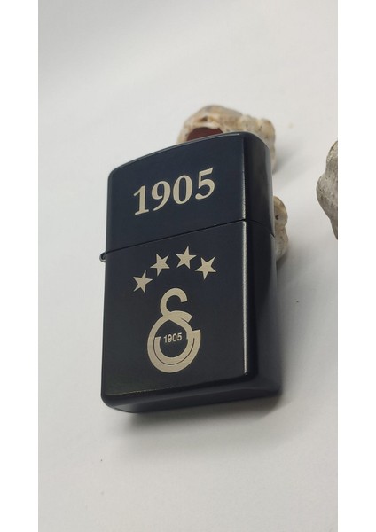Kişiye Özel Resimli Gazlı Kaliteli Zippo Çakmak Resim & Yazı & Logo Yapılan Siyah fırsatları