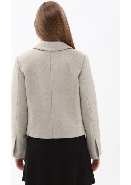 Crop Ceket indirimleri