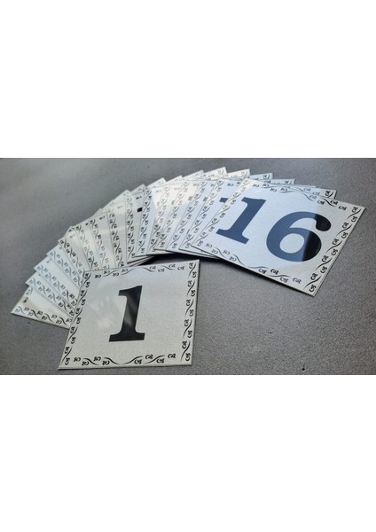 Kapı Numarası 10X12 cm Metalik Gümüş Gri Üzeri Siyah Baskı Kendinden Yapışkanlı No:1 Den 16’a