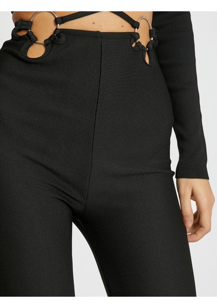 İspanyol Paça Pantolon Metal Aksesuarlı Pencere Detaylı
