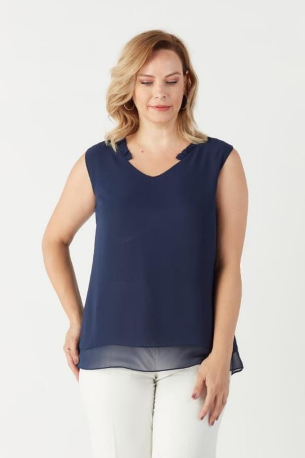 Moda Berray 3241 Yaka Fırfırlı Kolsuz Büyük Beden Şık Bluz Lacivert