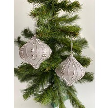 Queen Aksesuar Yeni Yıl Yılbaşı Özel Lüks Otantik Işlemeli Motifli Simli Taşlı Büyük Çam Ağacı Süsü 2 Li Gümüş Gri