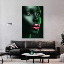 SML Tablo Kırmızı Rujlu Portre Yeşil Işık Yansıması Make Up Kanvas Tablo