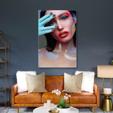 Sarı Ve Lacivert Sim Makyajlı Kadın Dekoratif Dikey Kanvas Tablo