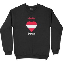 Cix Viyana Avusturya Bayraklı Kalpli Siyah Sweatshirt