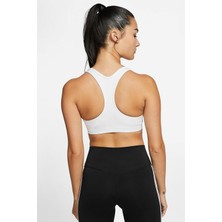 Nike Swoosh Orta Destekli Dolgusuz Kadın Spor Sütyeni