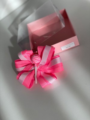 Queen Aksesuar Pembe Topitop Süslü Kız Çocuk Bebek  Doğum Günü Hediye  Pensli Toka