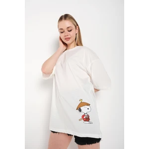 Kadın Snoppy Baskılı Oversize Tişört