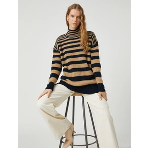 Oversize Balıkçı Yaka Kazak Uzun Kollu