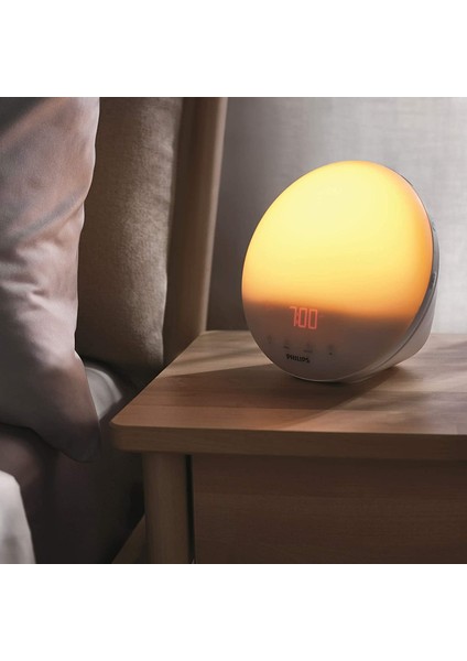 HF3531/01 Uyandırma Işığı (Gün Doğumu Fonksiyonu, Dokunmatik Ekran, 7 Uyandırma Sesi, Dijital Fm Radyo, Gün Işığı Alarmı)
