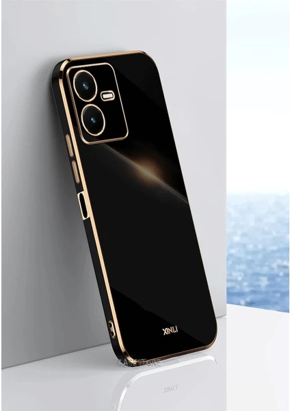 MTK Moveteck Vivo Y22S Uyumlu Kılıf Kamera Korumalı Parlak Gold Şerit Kenarlı Yumuşak Silikon Tarz Kapak