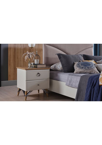 Valencia Komodin Krem