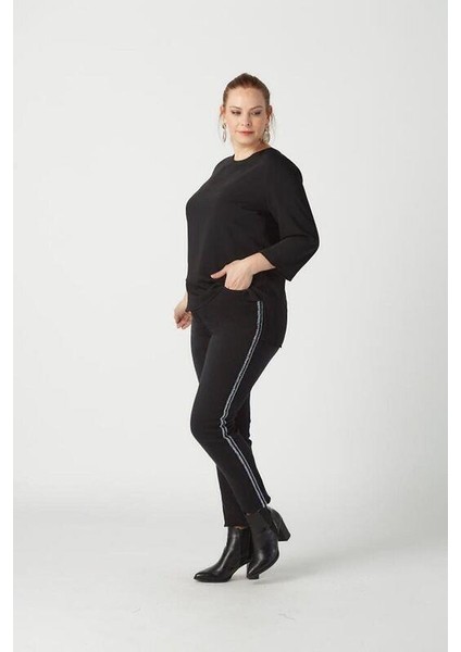 P004S Yanı Püsküllü Tam Kalıp Dar Paça Kot Pantolon Siyah fiyatları