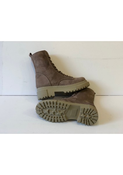 Kafkaslar Orta Boy Hafif Taban Dikişli Düz Bayan Postal Bot fiyatları