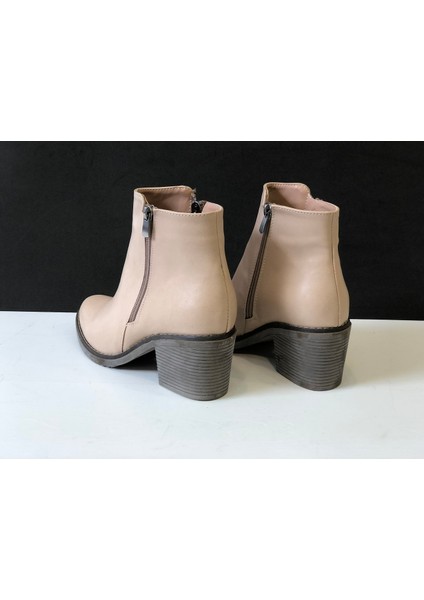 Kafkaslar 6 cm Kırılmaz Topuklu Kısa Boy Bayan Klasik Bot fırsatları