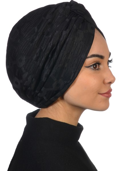 Twisted Circle Black Geometri Desen Siyah Renkli El Yapımı Esnek Kumaşlı Şık Bone