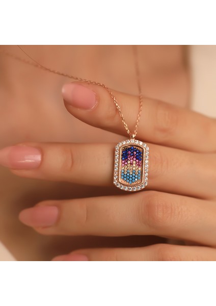 925 Ayar Gümüş Mix Taşlı Çerçeve Kolye