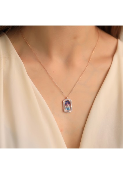 925 Ayar Gümüş Mix Taşlı Çerçeve Kolye fiyatları