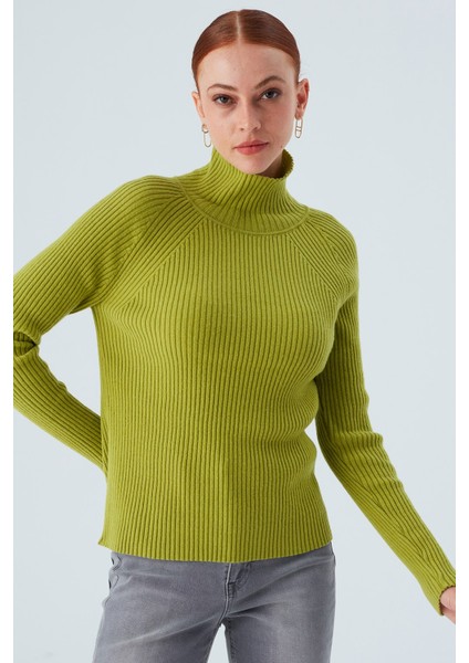 Fit Kalıp Balıkçı Yaka Kaşmir Karışım Kadın Triko Kazak Yeşil fiyatları