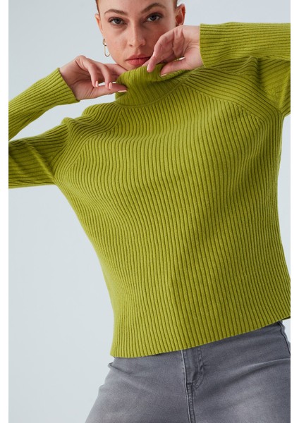 Fit Kalıp Balıkçı Yaka Kaşmir Karışım Kadın Triko Kazak Yeşil modelleri