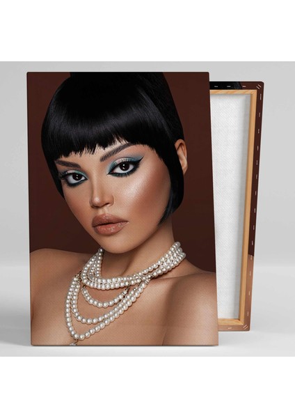 Mavi Tonlarında Makyajlı Inci Kolyeli Vintage Make Up Kuaför Kanvas Tablo