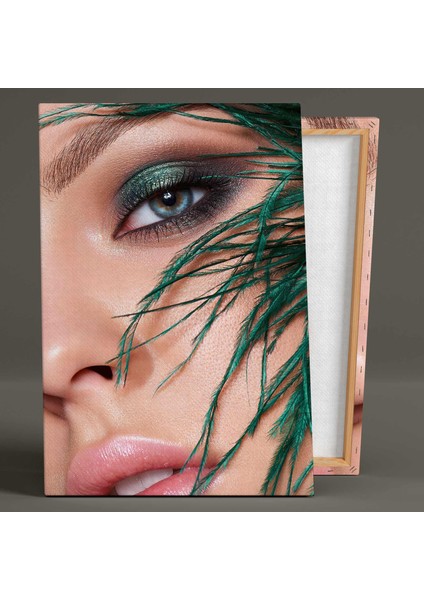 Yeşil Göz Makyajı Make Up Koyu Yeşil Kuş Tüyleri Kuaför Kanvas Tablo