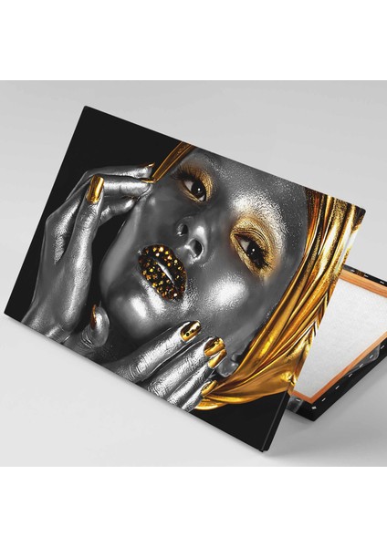 Gümüş ve Gold Makyajlı ve Saç Aksesuarlı Dudakları Pırıltılı Manken Kanvas Tablo fiyatları