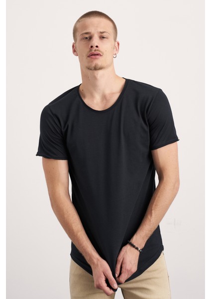 3'lü Paket Beyaz-Siyah-Lacivert Pis Yaka Salaş T-Shirt fiyatları