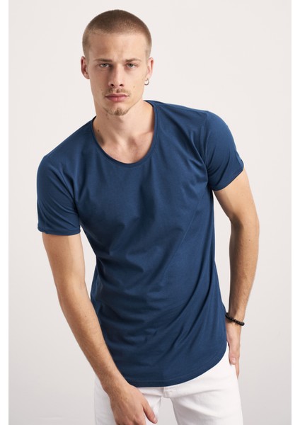 3'lü Paket Beyaz-Siyah-Lacivert Pis Yaka Salaş T-Shirt