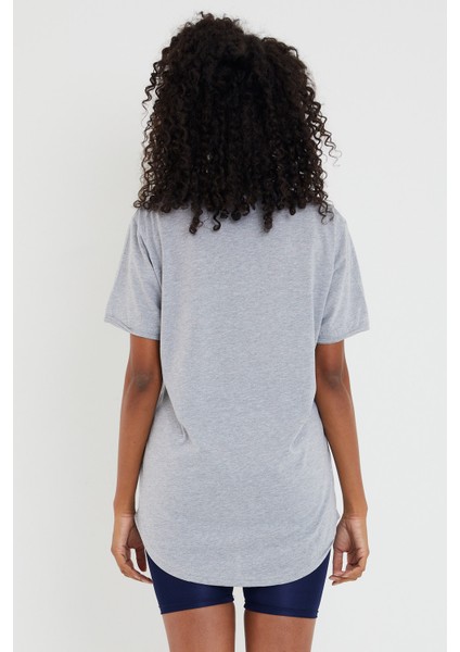Tarz Cool Women Gri Pis Yaka Salaş T-SHIRT-XKTCPS001R10S fırsatları
