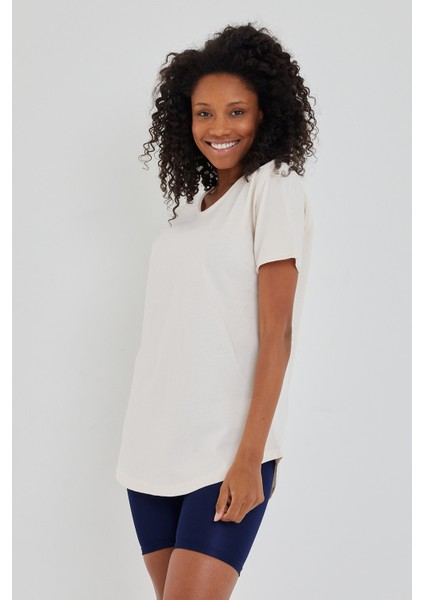 Tarz Cool Women Ekru Pis Yaka Salaş T-SHIRT-XKTCPS001R11S indirimleri