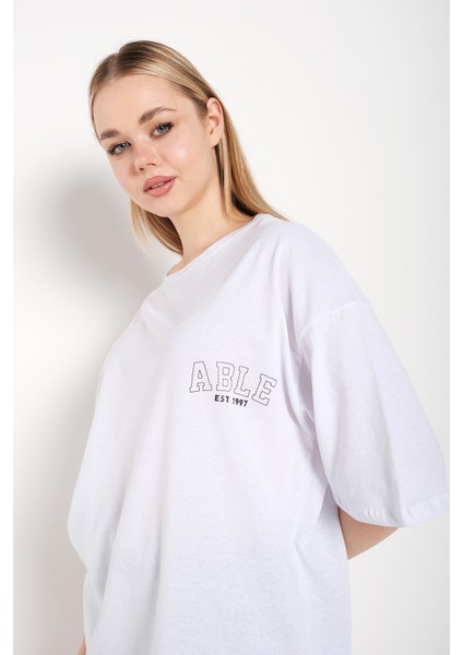 Kadın Oversize Able Baskılı T-Shirt indirimleri