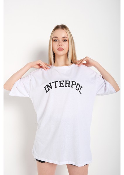 Interpol Baskılı Oversize Kadın T-Shirt fiyatları