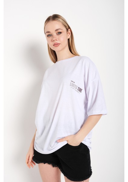 Kadın Limited Time Baskılı Oversize T-Shirt