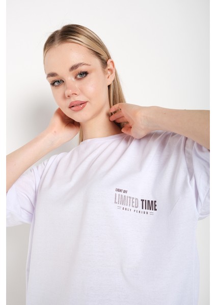 Kadın Limited Time Baskılı Oversize T-Shirt