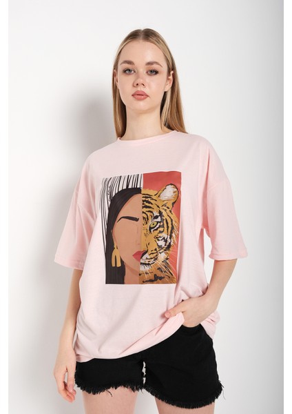 Kadın Leopar Baskılı Oversize T-Shirt