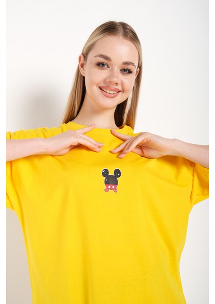 Kadın Sırt Baskılı Mickey Mouse T-Shirt