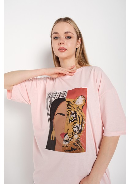 Kadın Leopar Baskılı Oversize T-Shirt