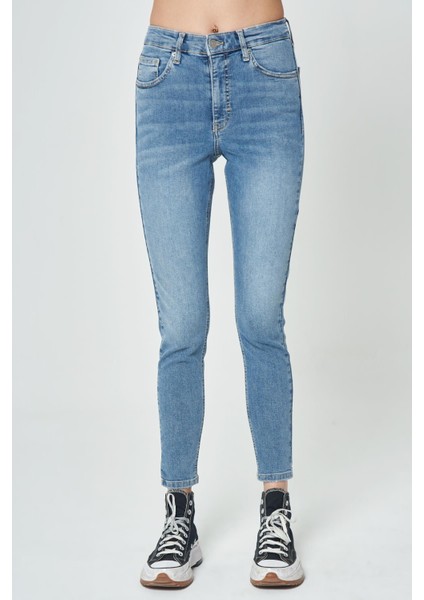 Judy Açık Mavi Yüksek Bel Skinny Fit Fermuarlı Jean Pantolon C 4521-081 fiyatları